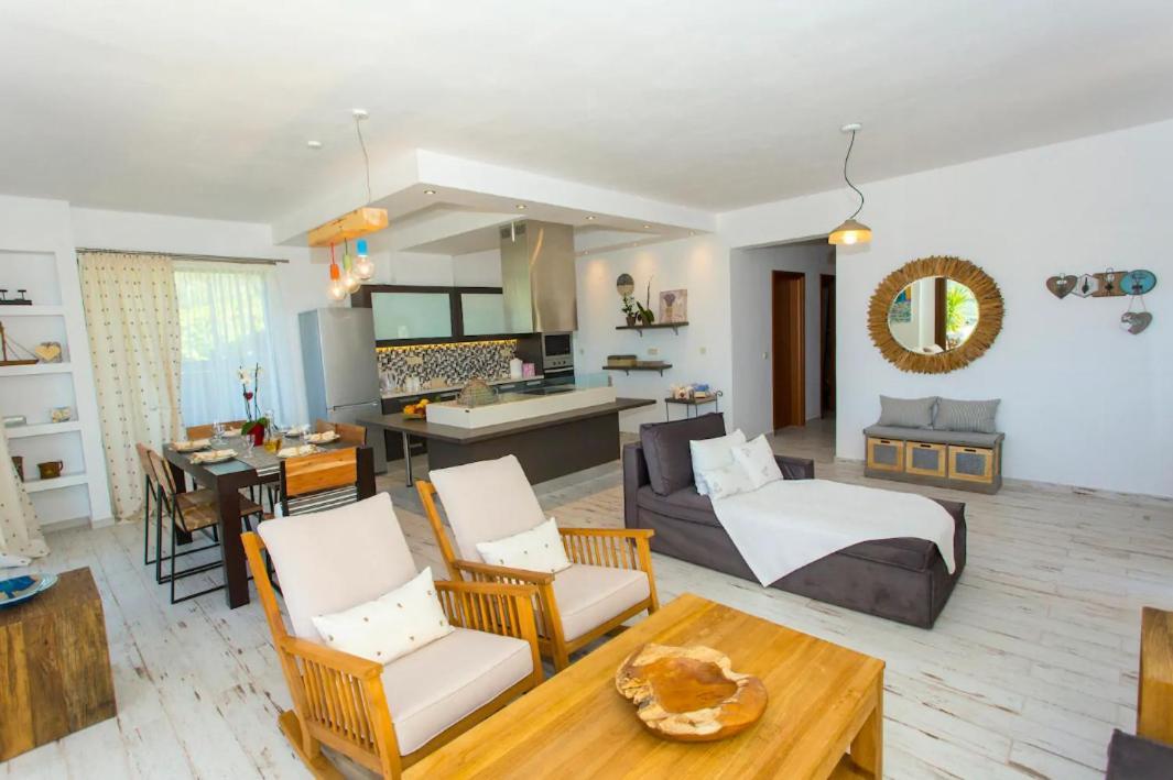 Amaryllis House Apartment