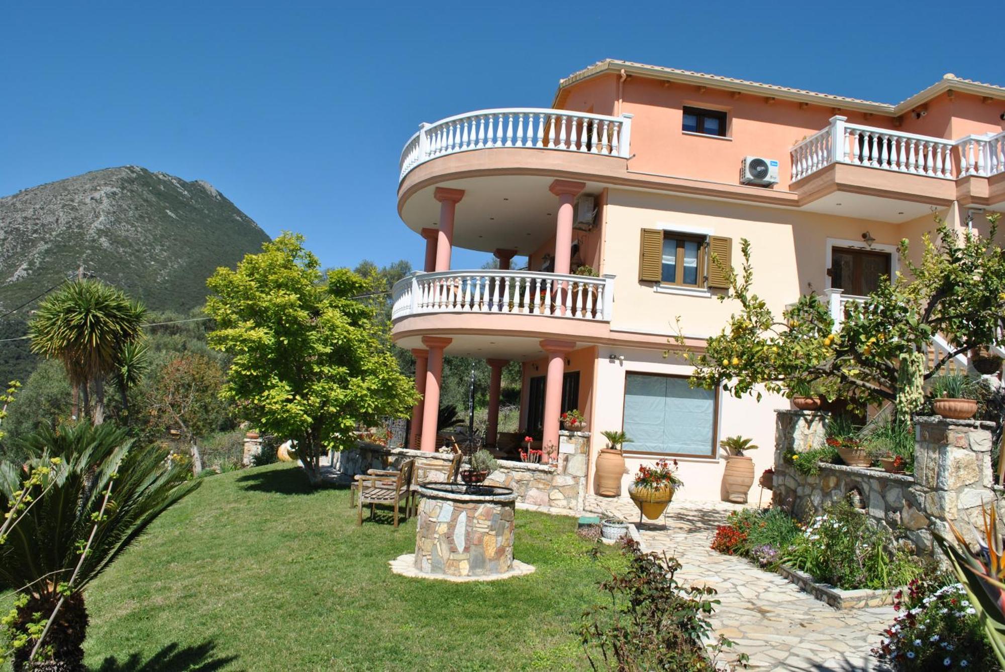 Amaryllis House Parga